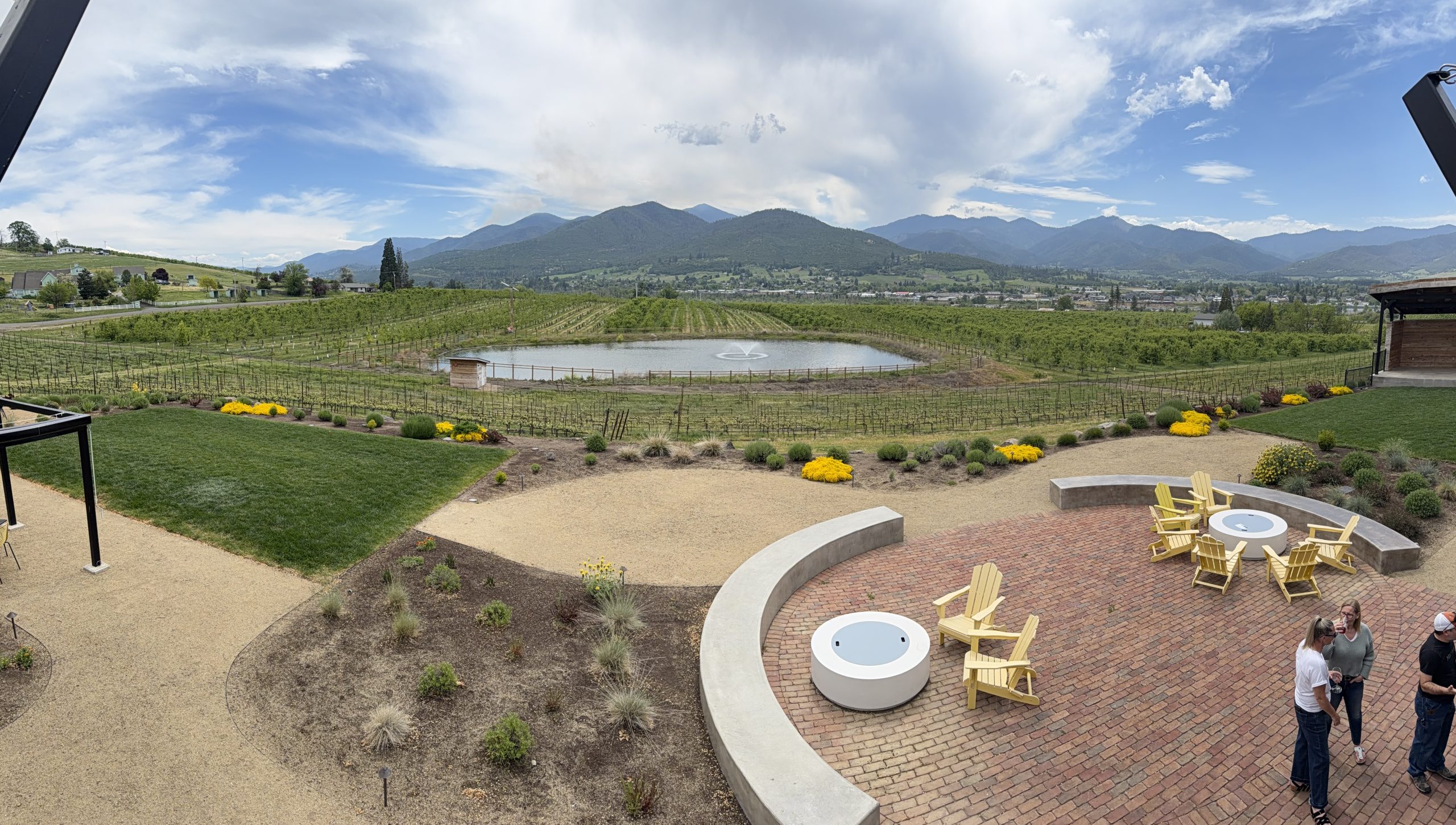 Naumes Sunscrest Winery